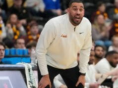 洛約拉隊的德魯·瓦倫丁 (Drew Valentine) 稱 7-22 賽季“很奇怪”