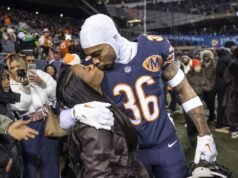 熊隊失去了安全衛喬納森歐文斯,輸給了小馬隊