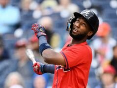 勇士隊球員朱里克森·普羅弗在第二次藥檢呈陽性後,美國職棒大聯盟 (MLB) 暫停了本賽季的比賽