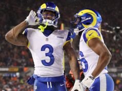 與卡爾·拉姆斯續約