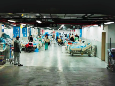 阿拉伯聯合大公國表示,西亞領空因伊朗攻擊而關閉,造成一人死亡。