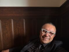 來自美國的 Xambo 向封面致敬:“It’s Out of Control”