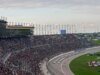 NFL 是否會導致堪薩斯賽道最終從 NASCAR 賽程中刪除?