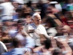 教宗利奧勇敢地反對川普