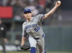 皇家遊擊手 Chris Bubic 因肘部酸痛進入 15 天傷病名單
