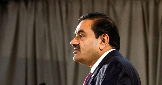 03gautam-adani.jpg