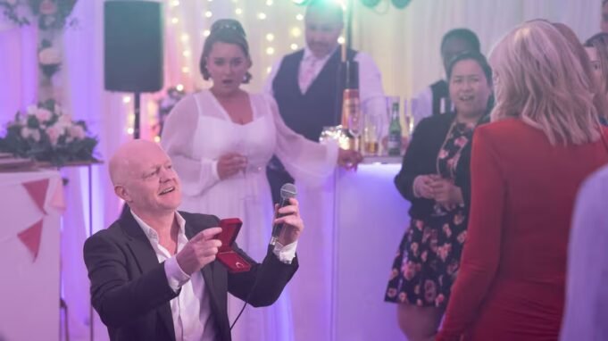 0_563279TITLEEastenders.jpg