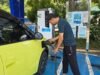 經濟學家認為電動車誘因將增強電池產業