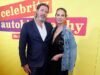 57 歲的 90 年代超模克里斯蒂·特靈頓 (Christy Turlington) 與丈夫埃德·伯恩斯 (Ed Burns) 罕見地出現在紅地毯上,看起來一如既往的華麗