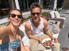 布萊克萊芙莉 (Blake Lively) 對瑞安雷諾茲 (Ryan Reynolds) 的「美味」肌肉垂涎欲滴,同時與賈斯汀巴爾多尼 (Justin Baldoni) 驚人相似