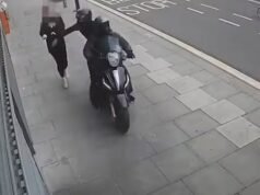 我的手機是今年在倫敦被盜的數千部手機之一。和其他許多東西一樣,它是被走私到中國的