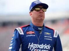 納斯卡賽車手凱爾布施 (Kyle Busch) 家人稱,嚴重肺炎發展為敗血症後死亡