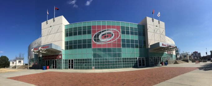 1779902997_Carolina-Hurricanes.jpg