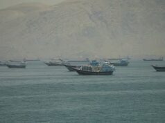 伊朗以美國空軍基地為目標,雙方定期發動攻擊