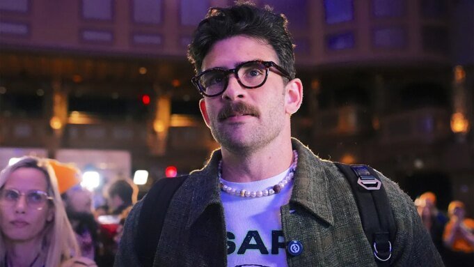1780205942_hasan-pike-at-an-event.jpg