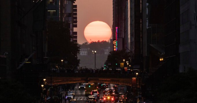 28SCI-manhattanhenge-facebookJumbo.jpg
