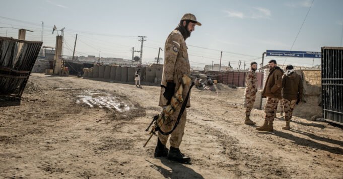 28int-afghanistan-pakistan-1-qwvg-facebookJumbo.jpg