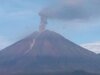 塞梅魯火山爆發,噴發高度達山頂900米