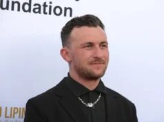 約翰尼·曼齊爾 (Johnny Manziel) 在 MMA 比賽中首輪 TKO 戰勝了佔據統治地位的鮑勃·梅納裡 (Bob Menary)