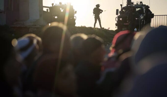APTOPIX_Israel_Palestinians_Ramadan_96758_c0-241-5780-3612_s1200x700.jpg