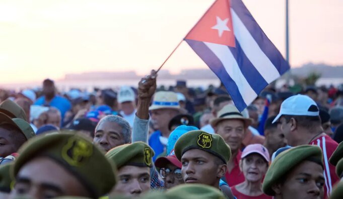 Cuba_Raul_Castro_81887_c0-329-7856-4911_s1200x700.jpg
