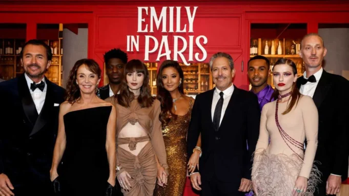 Emily-en-Paris.webp