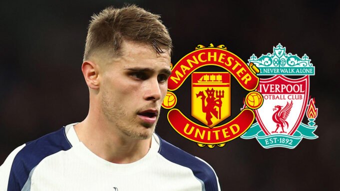 F365-Two-Badges-Micky-van-de-Ven-Manchester-United-Liverpool.jpg