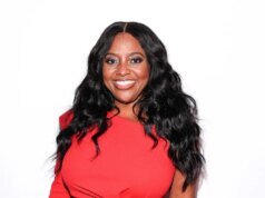 雪莉·謝潑德 (Sherri Shepherd) 告別了她的脫口秀節目“苦樂參半”。