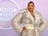 Queen Latifah 以主持人身分發表 2026 年 AMA 獨白