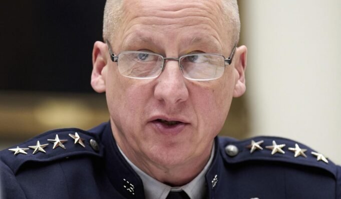 House_Armed_Services_43986_c0-0-5311-3098_s1200x700.jpg
