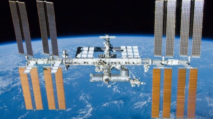 International_Space_Station_after_undocking_of_STS-132-1152x648.jpg