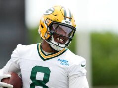 NFL 將「激勵改變」和「選擇愛」放在球場上,但對家庭暴力問題並不積極