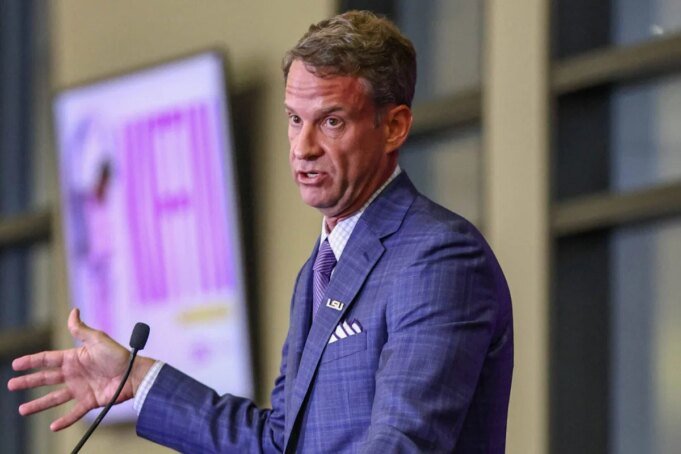 Lane-Kiffin-4.jpg
