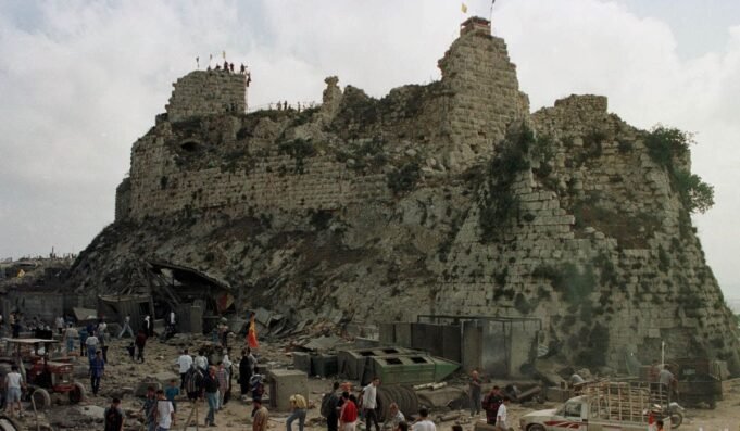 Lebanon_Israel_Hezbollah_33799_c0-0-2034-1186_s1200x700.jpg