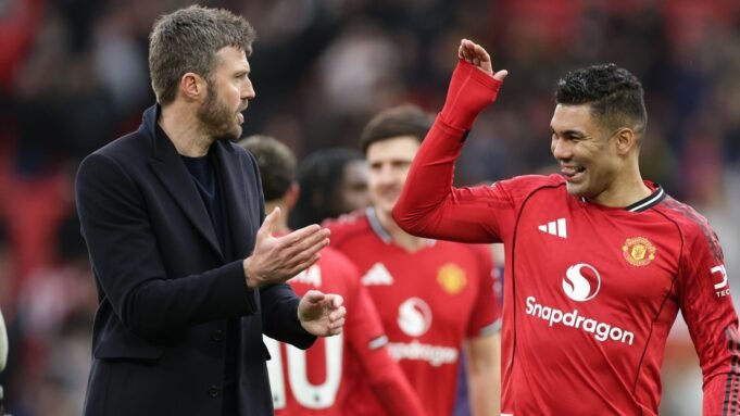 Michael-Carrick-and-Casemiro-Manchester-United.jpg
