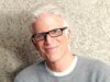 特德丹森 (Ted Danson) 將加入由莉茲赫爾登斯 (Liz Heldens) 和馬特沃德 (Matt Ward) 主演的 Apple TV 喜劇系列