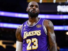 「這是一件愚蠢的事情」:ESPN 分析師勒布朗·詹姆斯警告騎士隊不要回歸,儘管最近在社交媒體上採取了行動。