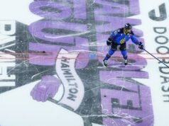 克里斯·斯帕 (Chris Spar) 離開波士頓,被任命為 PWHL 漢密爾頓隊主教練