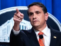 司法部起訴 4 個民主黨領導的州拒絕向 ICE 特工發放執照