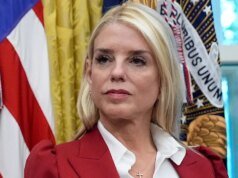 TikToker 在為 Pam Bondi 最嚴重的癌症病例祈禱後被解僱