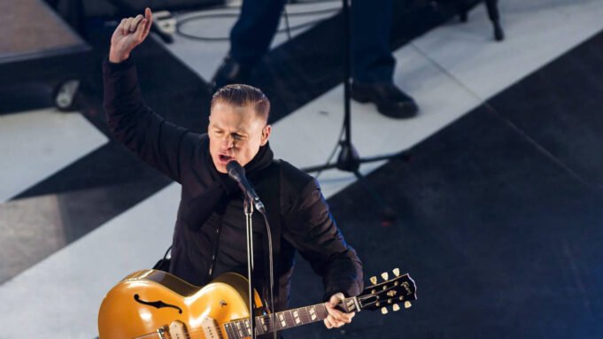 bryan-adams.jpg