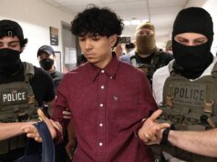 政府承認虛假指控後法官阻止 ICE 逮捕