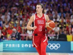 在薩布麗娜·伊內斯庫 (Sabrina Ionescu) 回歸之前,Liberty 與 2 名球員分道揚鑣