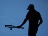 觀看:憤怒的 ATP 職業球員在球場上與裁判對峙,場面令人震驚