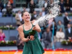 2026 年 Martha Kostyuk 的淨資產和職業收入是多少?