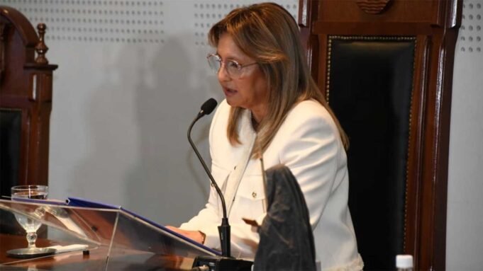 norma-fuentes-554186-200751.jpg