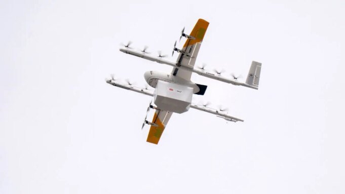 papa-johns-drone-delivery-3.jpeg