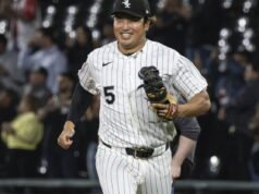 白襪總經理告訴《太陽時報》,村上宗隆預計因腿筋受傷將缺席四週