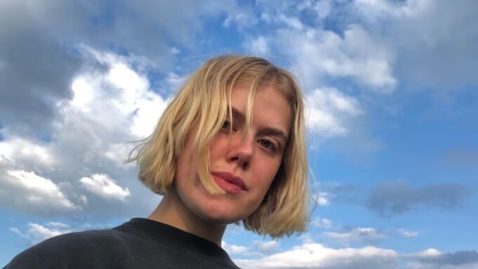 0_JS409297110.jpg