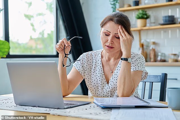 45歲以上，正在找工作嗎？一項研究顯示人工智慧認為你可能已經老了